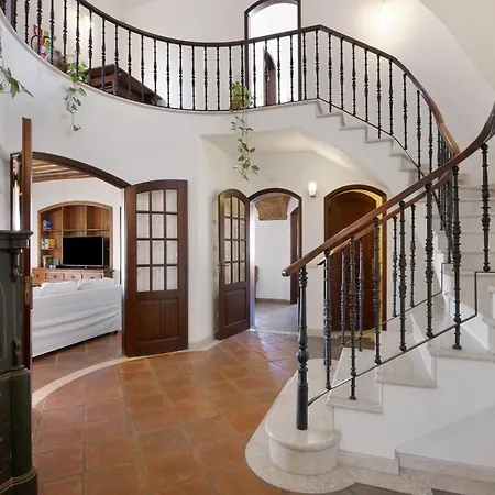 Rustica Vila